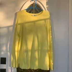 Light yellow sweater